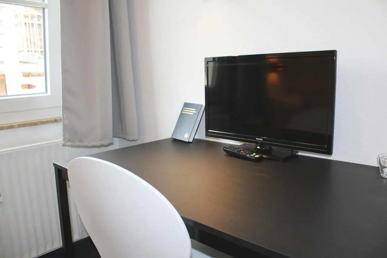 **  Cvjm Hotel Am Dom لوبيك ألمانيا