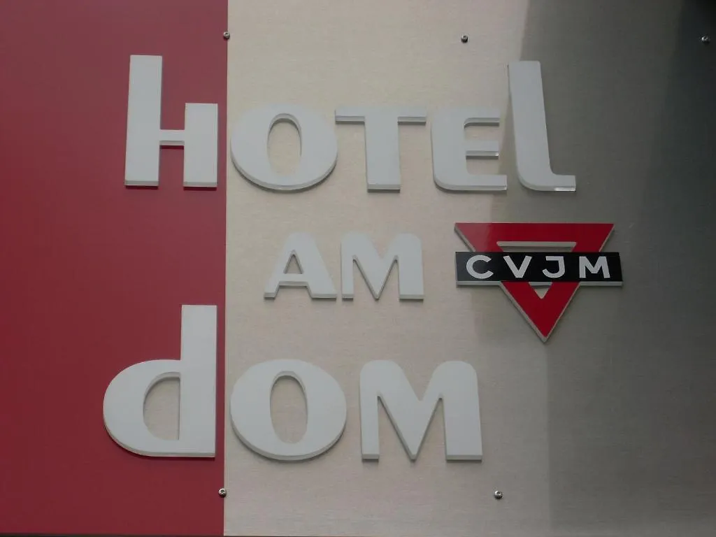 Cvjm Hotel Am Dom لوبيك