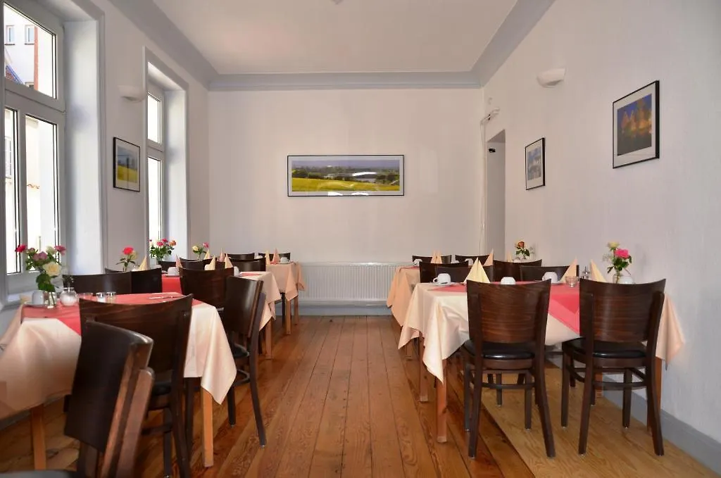 Cvjm Hotel Am Dom لوبيك