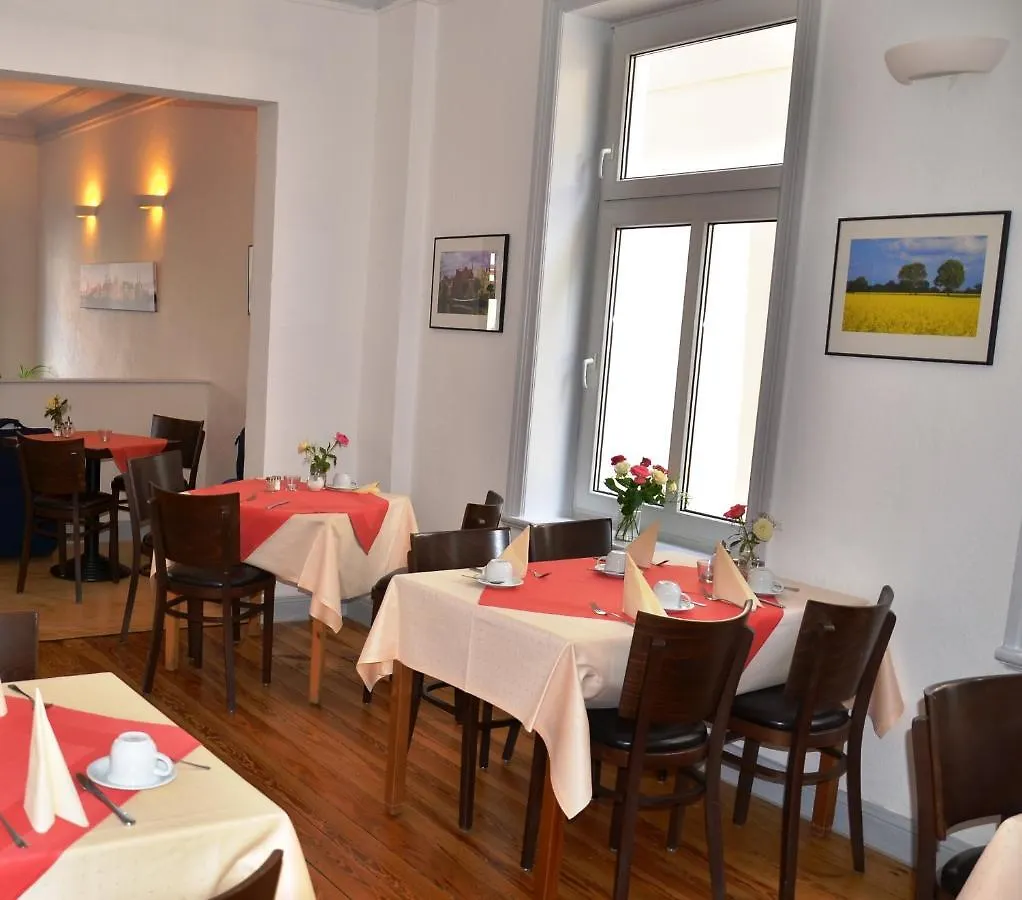 Cvjm Hotel Am Dom لوبيك